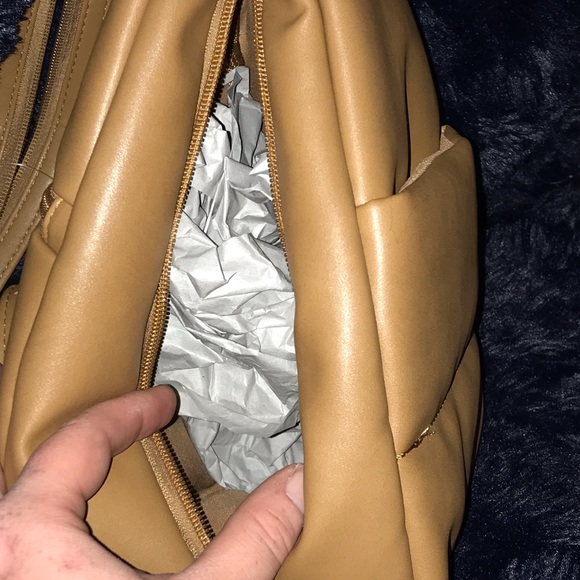 NWOT!!!! Tan/Camel Sling Backpack 🎒 - Picture 6 of 9